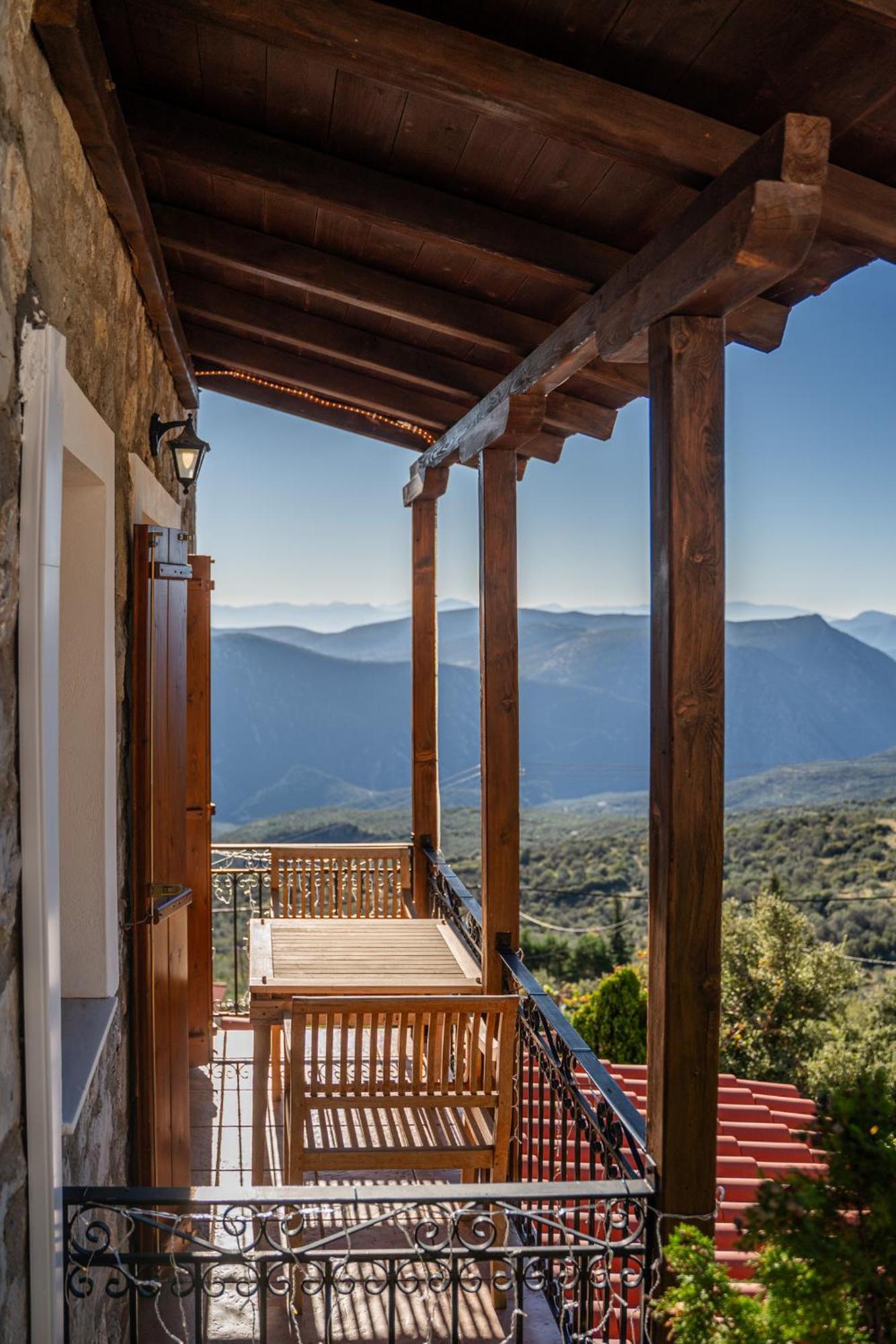 Rock Dandy Deluxe In - Delphi, Sauna, Prv Parking, Amazing View Arachova